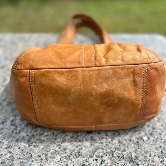 Vintage Coach Tan Leather Ergo Pleated Hobo Satchel 12240 - Picture 5 of 11